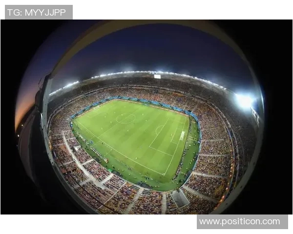 球星壁纸与激情足球赛场的完美融合打造独特视觉盛宴